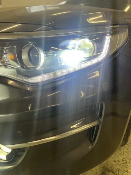 Установка Bi Led линз в фары на Kia Optima — фото 15